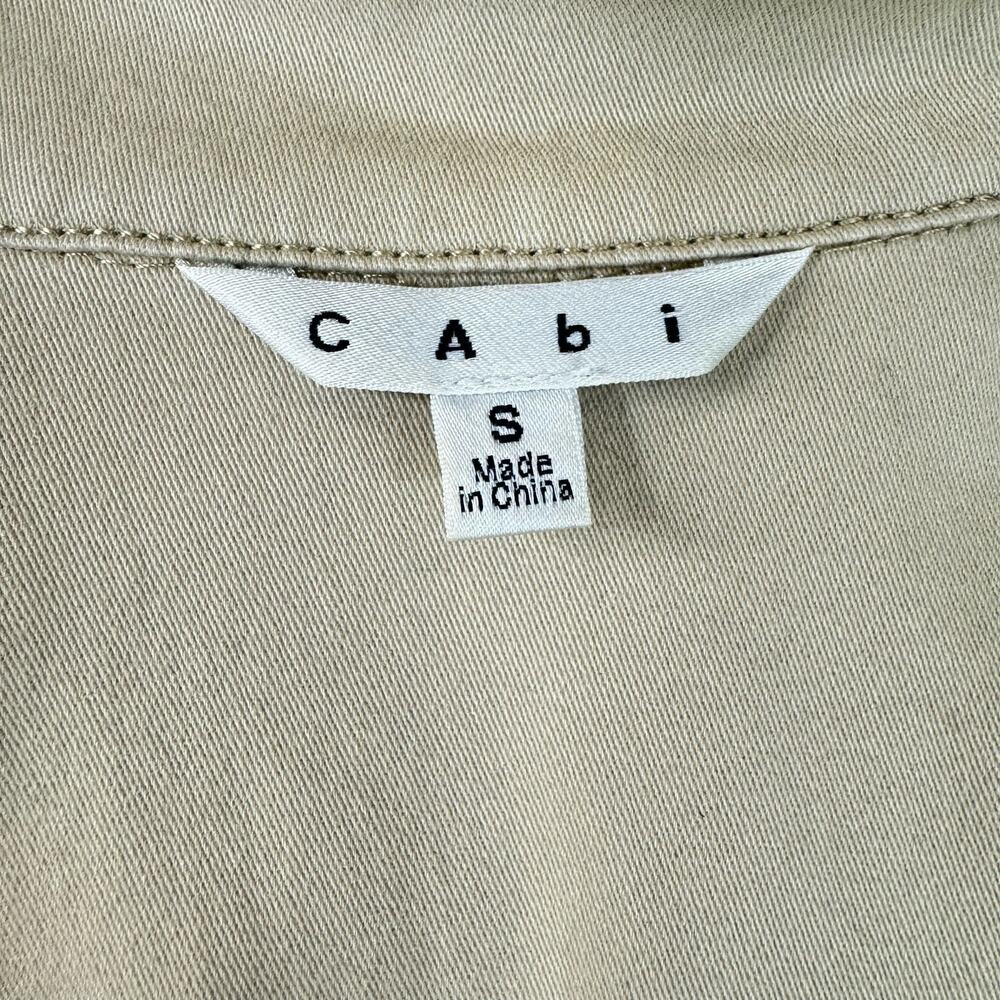 CAbi Nanook Tan Cotton Twill Utility Jacket Lightweight Faux Fur Hood Size Small - Picture 11 of 13